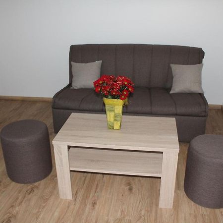 מריבור Petite Apartment מראה חיצוני תמונה